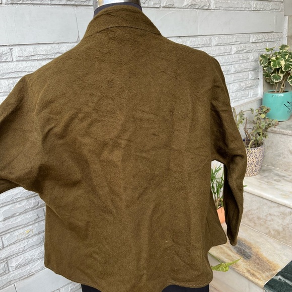 Moss Green Open Shrug - Picture 4 of 7